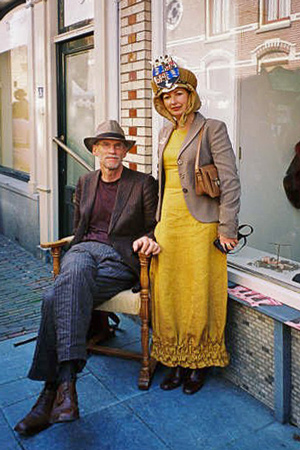 2005 chapeau voor buren